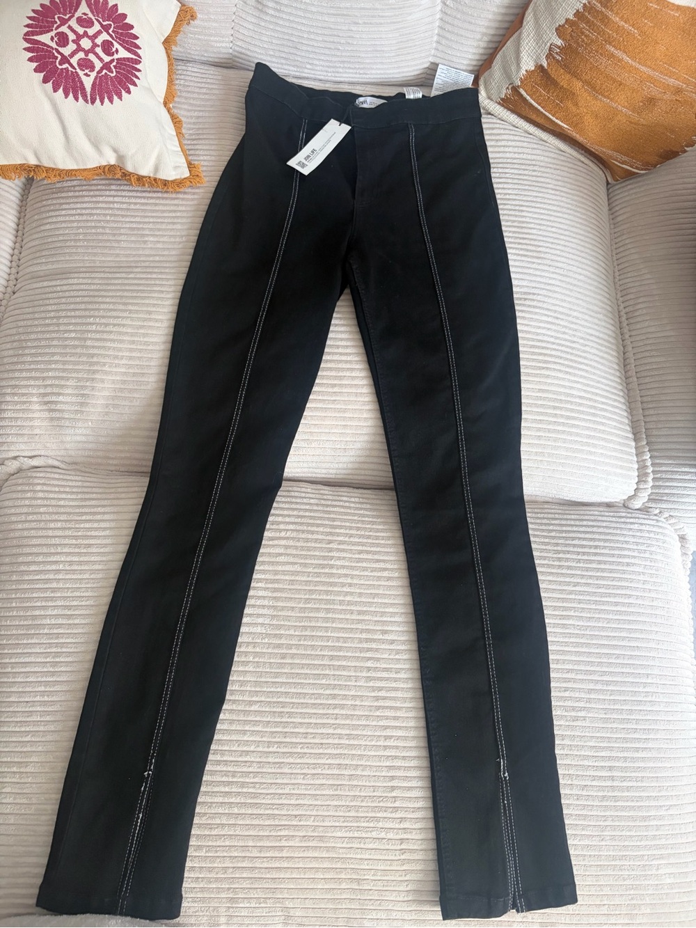Zara Black Skinny Jeans with slits nwt